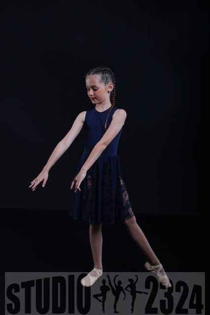 STUDIO2324-4257wm STUDIO2324-4257wm